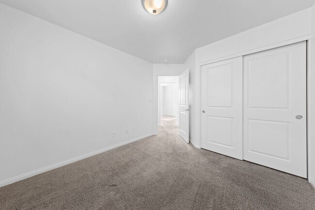 Building Photo - 4 Bedroom Home in Southern Highlands