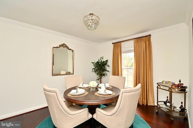 Building Photo - 6431 Forest Rd