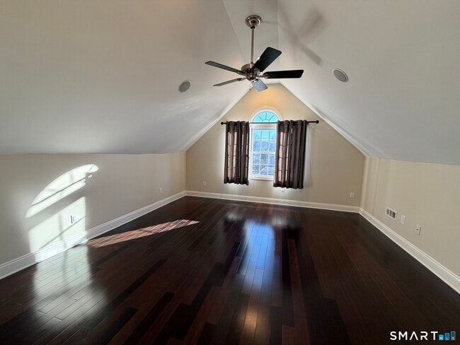 Building Photo - 67 Rockwell Ave