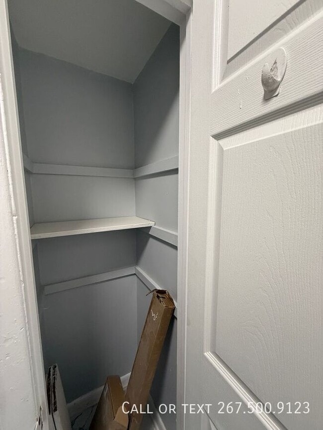 Building Photo - 101 N 63rd St