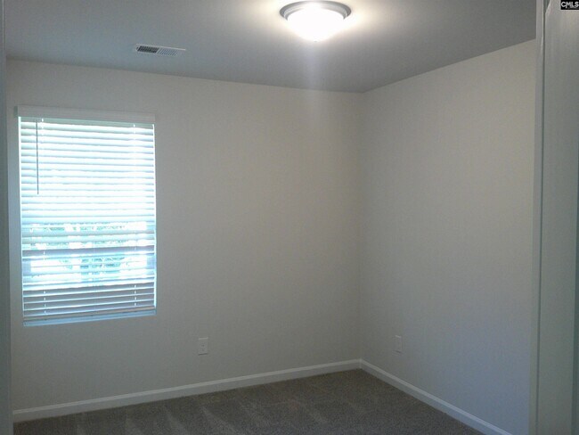 Building Photo - 1119 Ederbach Dr