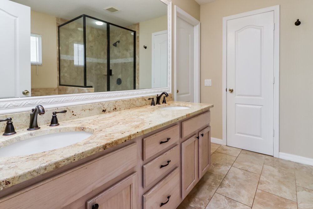 Building Photo - 5612 Terrain De Golf Dr