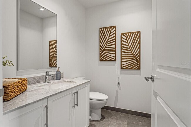 Building Photo - 3015 S Ysabella Ave