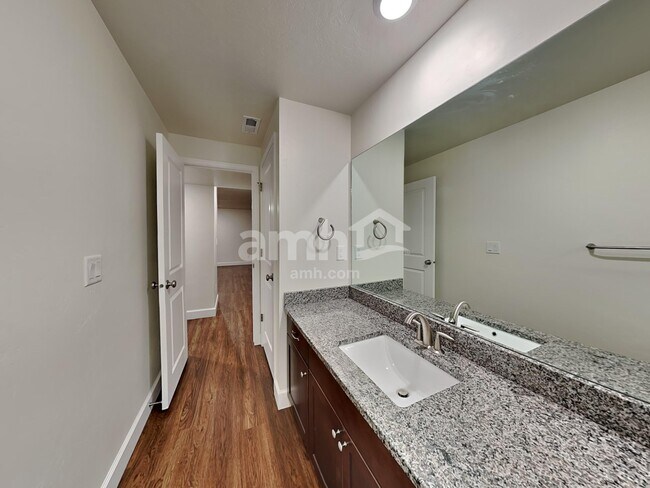 Building Photo - 2997 E S Village Dr