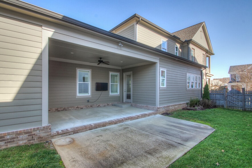 Building Photo - 9112 Keats St