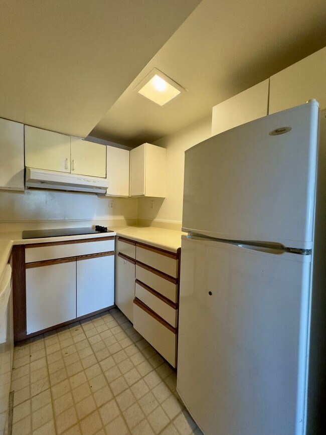 Building Photo - Apartment Units in Station North, MD!