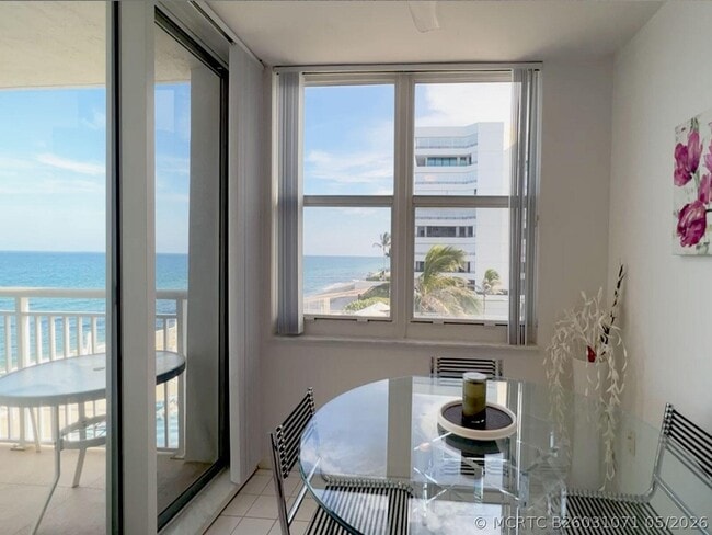 Building Photo - 3546 S Ocean Blvd