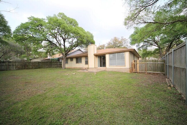 Building Photo - 12010 Ladrido Ln