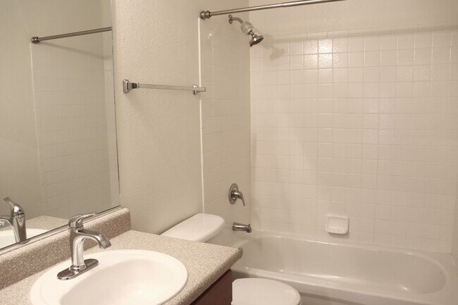 Building Photo - 2844 Cabo Villano Dr