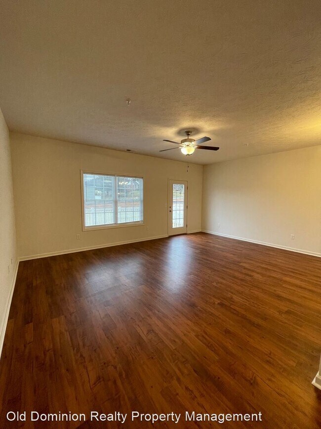 2 br, 2.5 bath House 2949 Congers Creek 2949 Congers Creek Rd Harrisonburg VA 22801