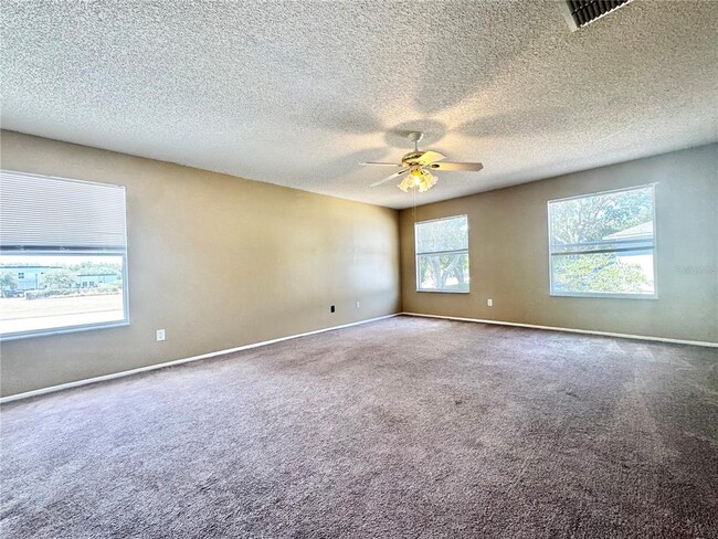 Building Photo - 305 Sterling Lake Dr