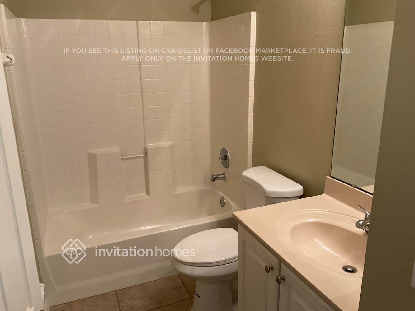 Building Photo - 2314 Umbrella Tree Dr