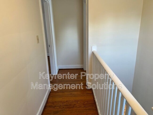 Building Photo - 129 Dupont Cir