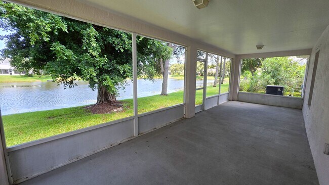 Building Photo - 2644 12th Square SW