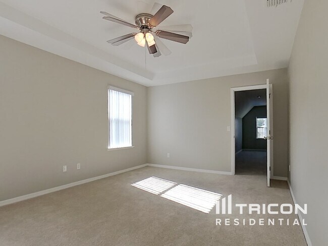 Building Photo - 616 Del Pilar Drive Groveland FL