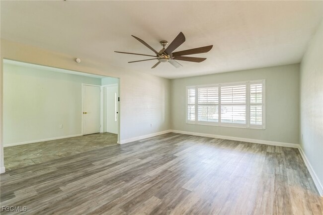 Building Photo - 4330 S Canal Cir