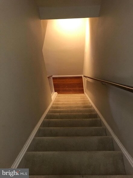 Building Photo - 12204 Apple Orchard Ct