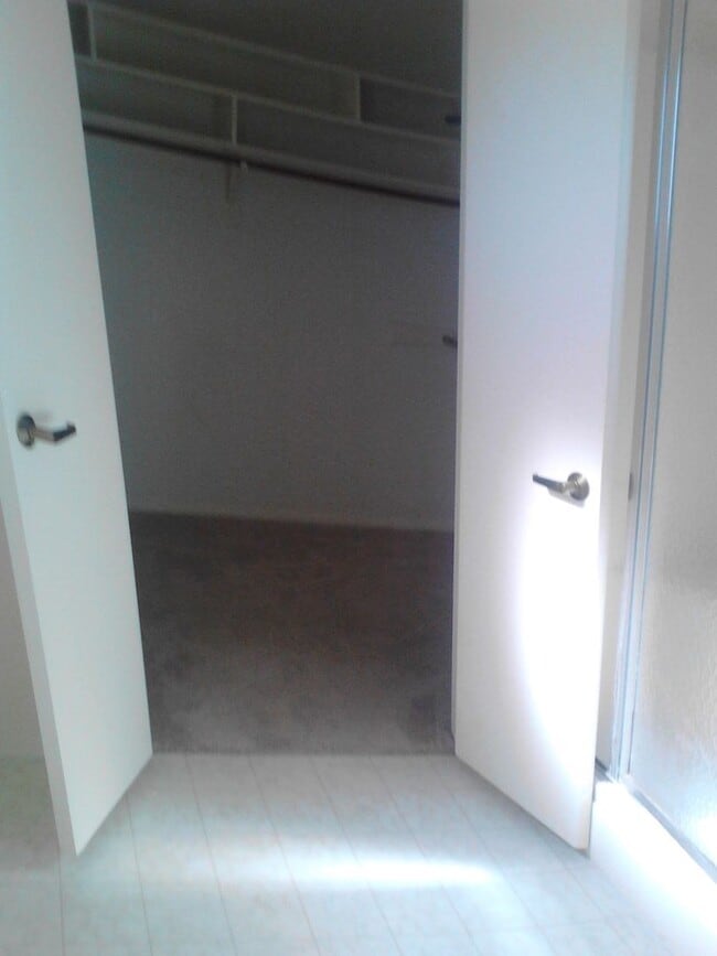 Building Photo - UNFURNISHED AGE RESTRICTED HOUSE  INCLUDES BONUS ROOM