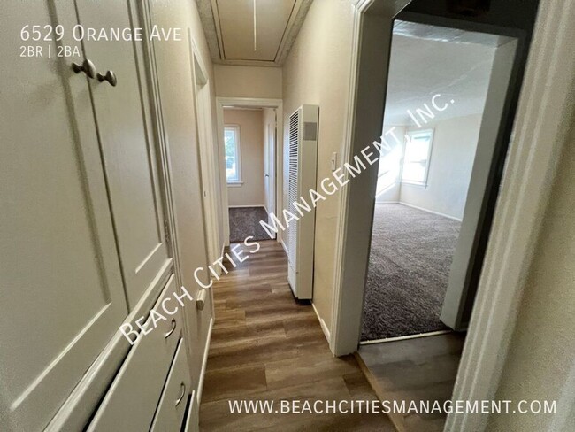 Building Photo - Large 2 Bedroom Home In North Long Beach