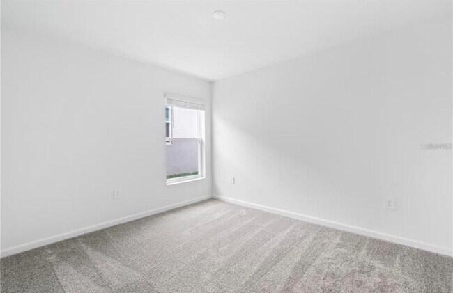 Building Photo - 352 Heroic Rd