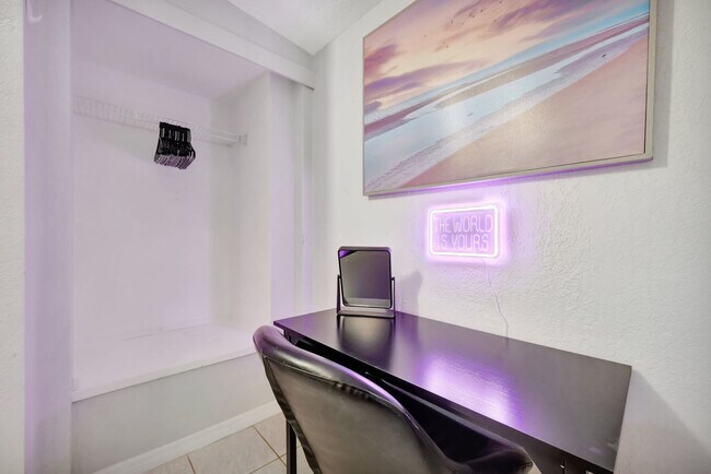 Building Photo - 5025 9th Ave S