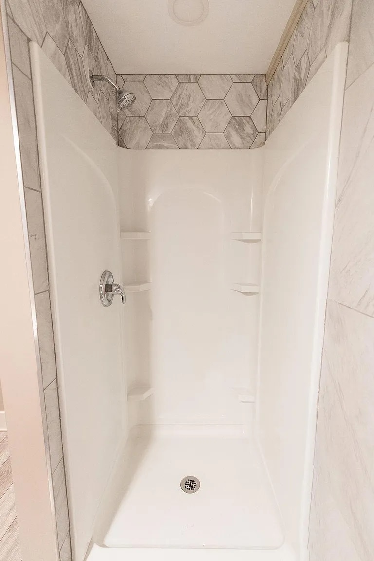 Building Photo - 2535 Saint Thomas Dr