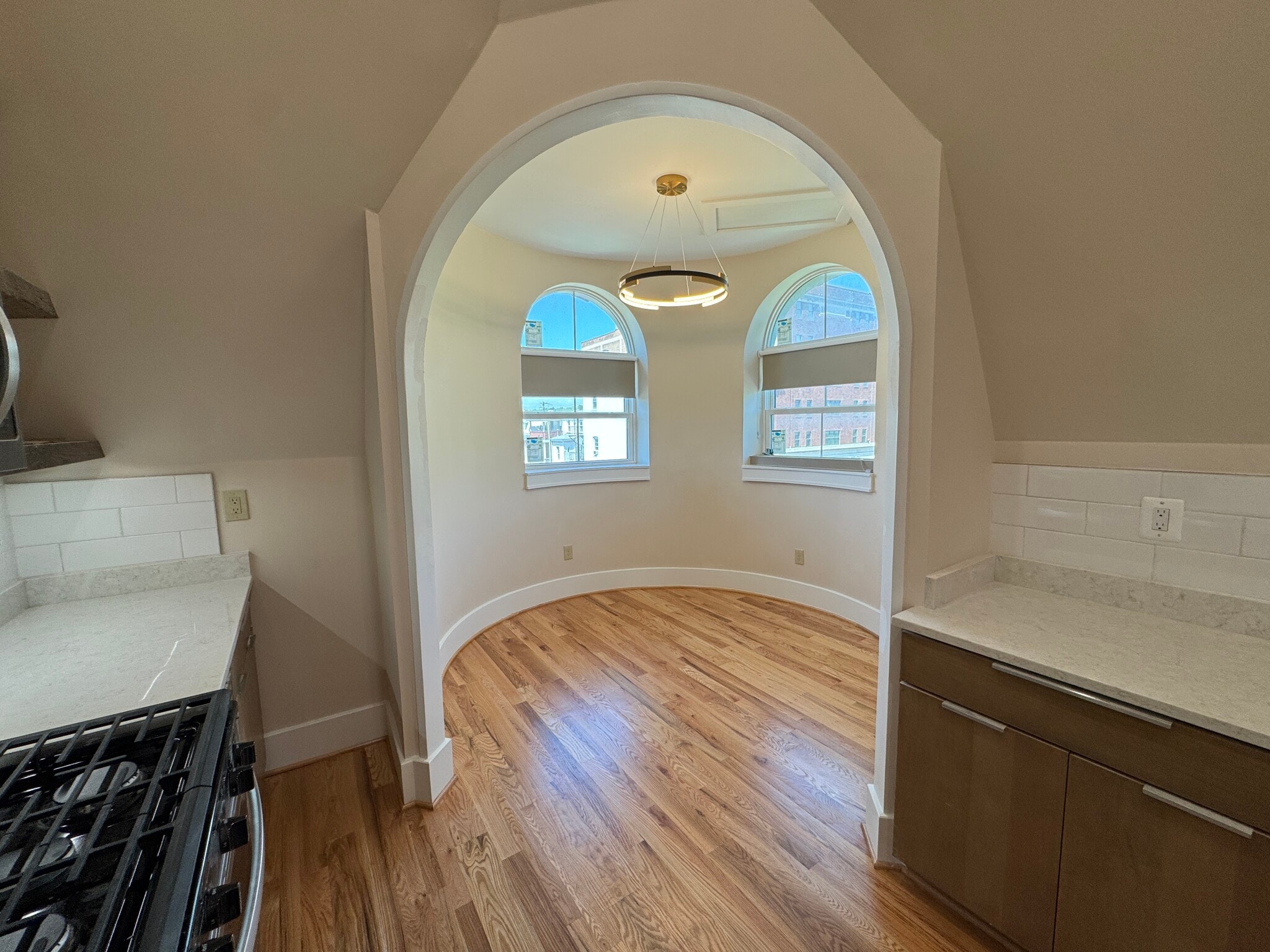 Dining Area - 2031 Maryland Ave