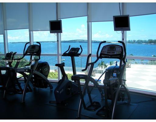 Building Photo - 2101 Brickell Ave