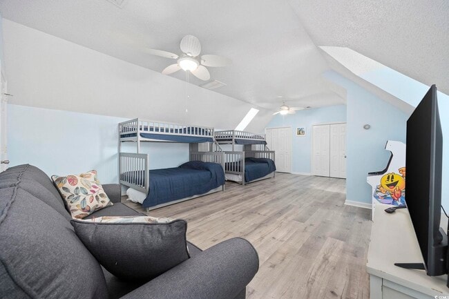 Building Photo - 9580 Maison Ct