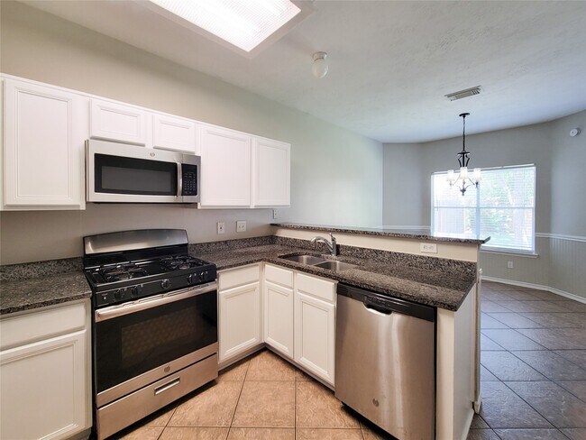 Building Photo - 12226 Cardston Ct