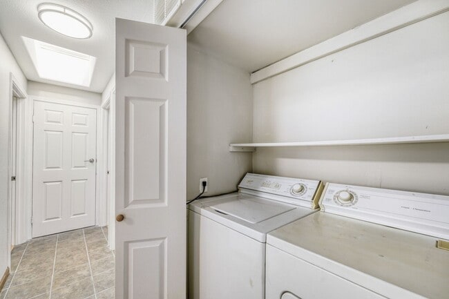 Building Photo - 644 164th Pl NE