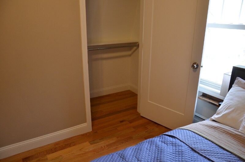 Building Photo - 51 Windsor St