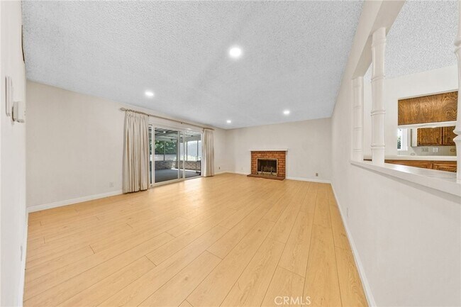 Building Photo - 612 N Maryport Ave