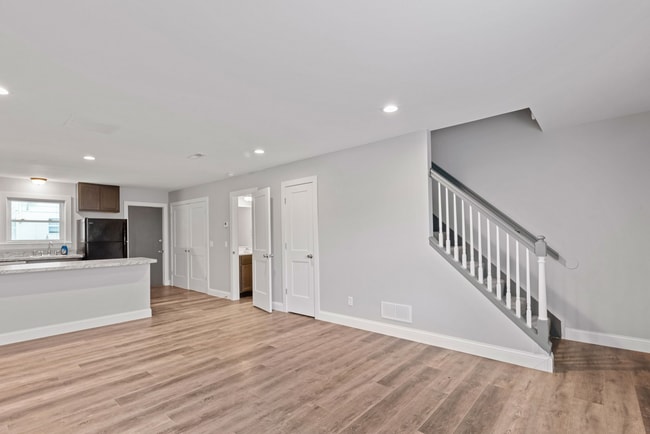 Building Photo - 1111 Columbus Cir