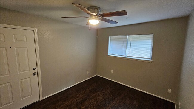 Building Photo - 4430 McCleester Dr
