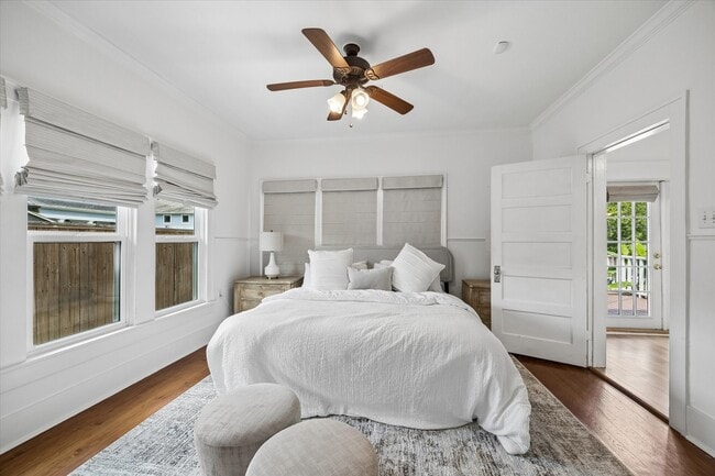 Building Photo - 623 Pecore St