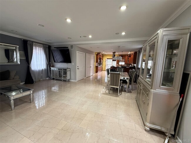 Building Photo - 65-29 168th St