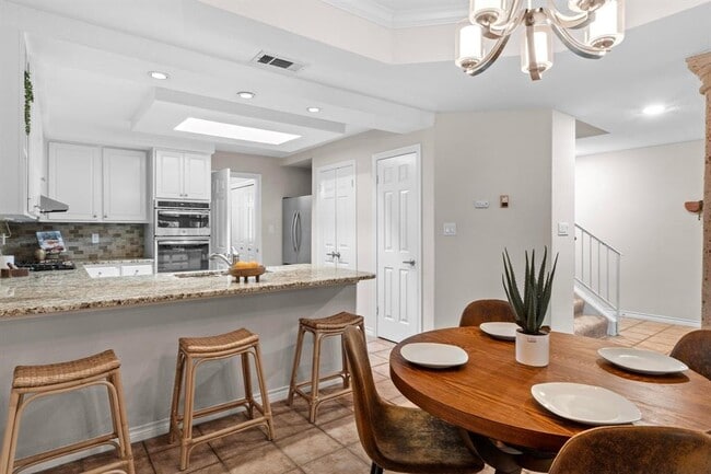 Building Photo - 1000 Liberty Park Dr