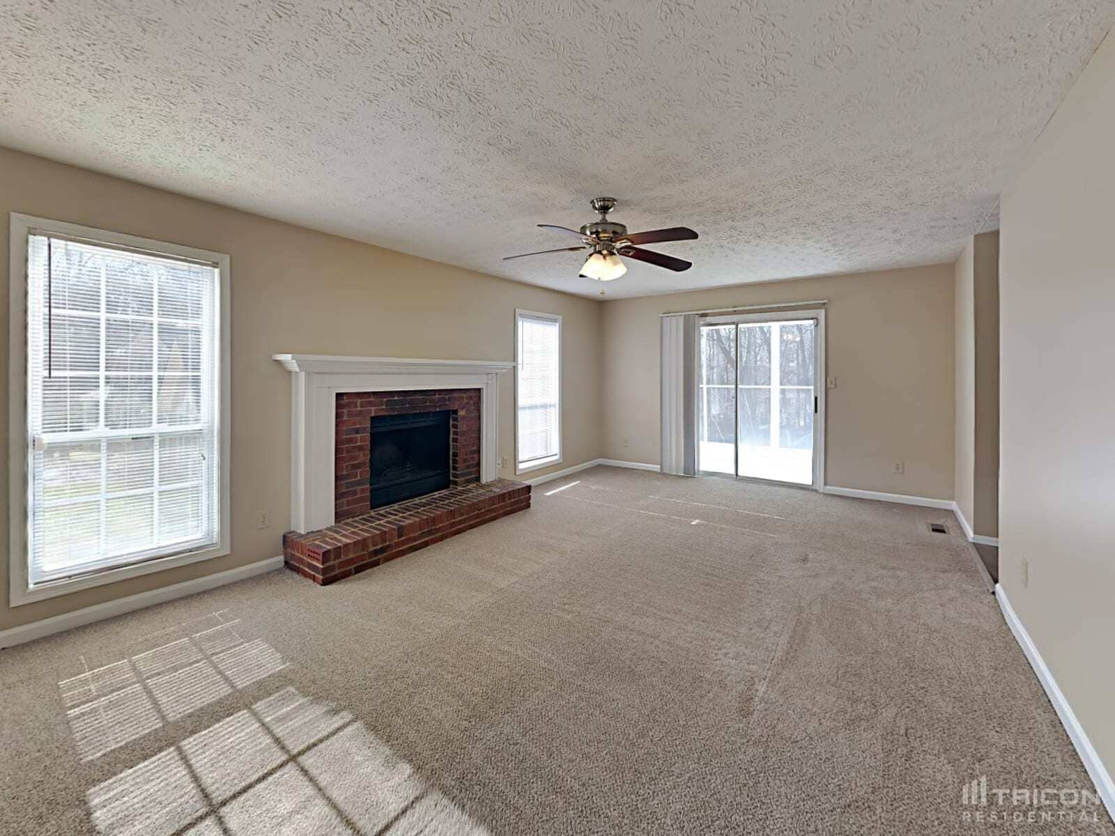 Building Photo - 1112 Karastan Ct SW