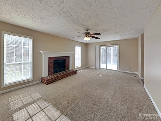 Building Photo - 1112 Karastan Ct SW