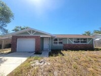Building Photo - 10225 Gardenia Ln