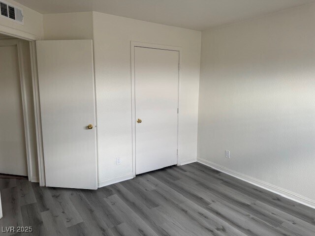 Building Photo - 4555 E Sahara Ave