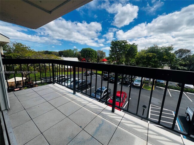 Building Photo - 8307 SW 142nd Ave