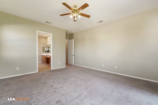 Building Photo - 5816 Calico Cove Court