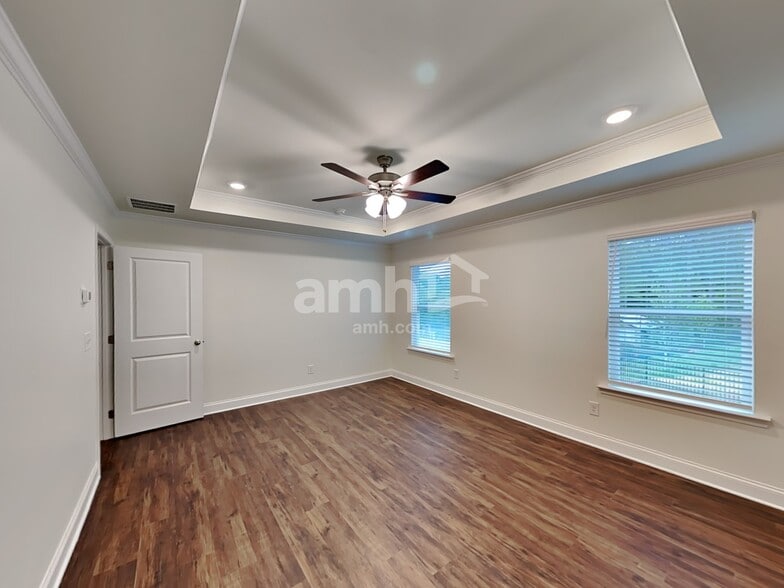 Building Photo - 505 Smt Vw Ln