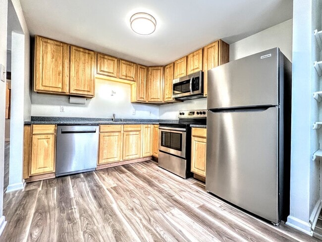 Building Photo - Spacious 3BR w/ Garage & Central AC – Near Pittsburgh Airport