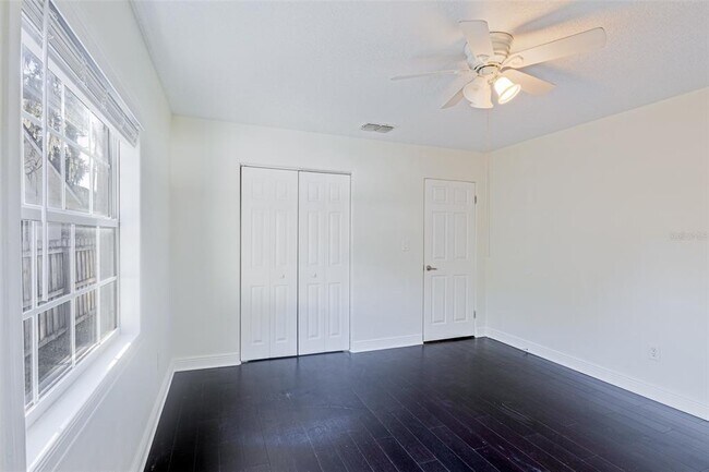 Building Photo - 350 N Phelps Ave