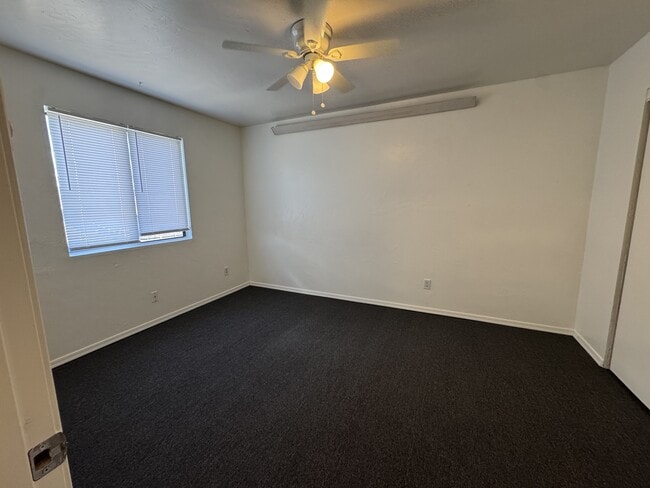 Building Photo - 2996 N Truwood Dr