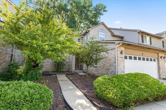 Building Photo - 41784 Glade Rd