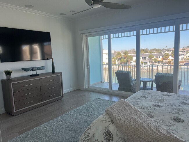 Building Photo - 11715 1st St E